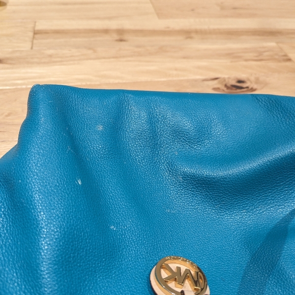 Michael Kors Handbag - Picture 2 of 8